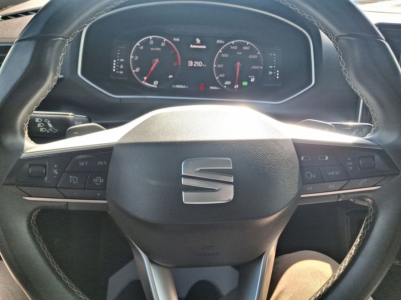 SEAT - 24