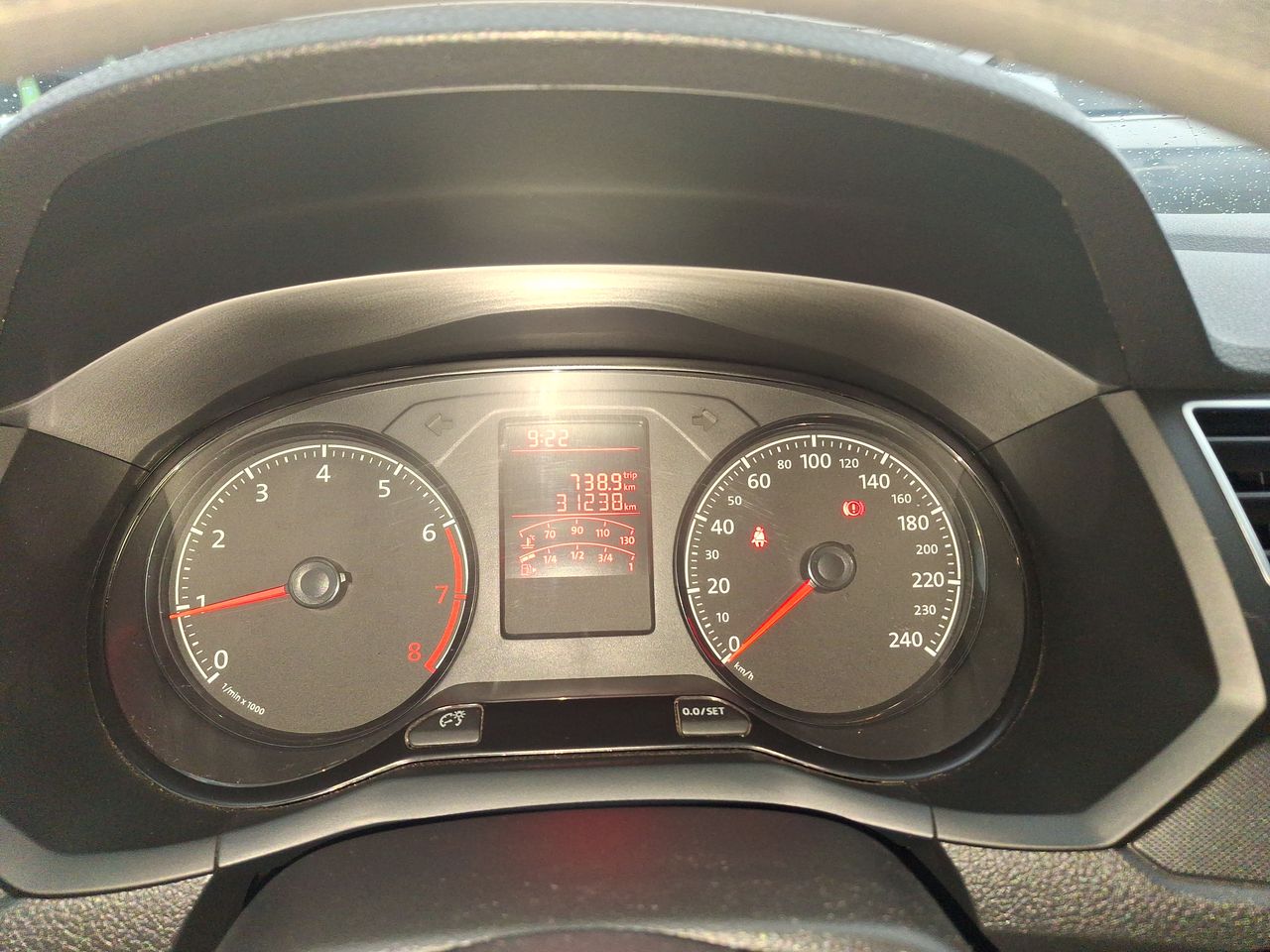 VOLKSWAGEN - 23