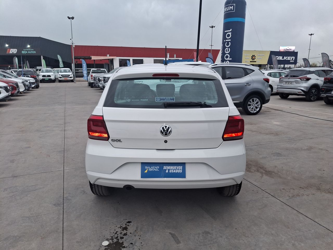 VOLKSWAGEN - 6