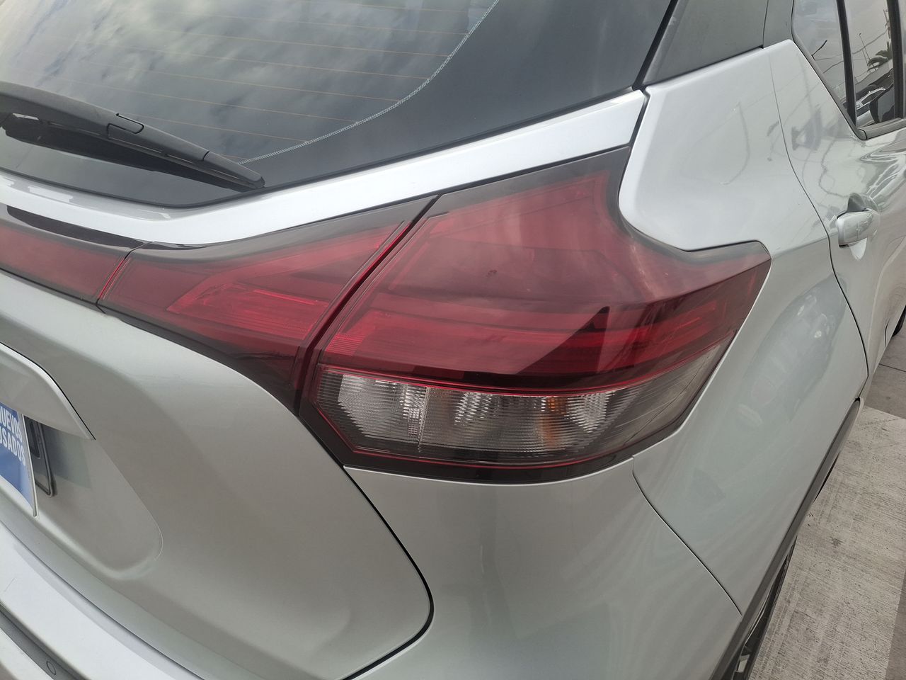 NISSAN - 20