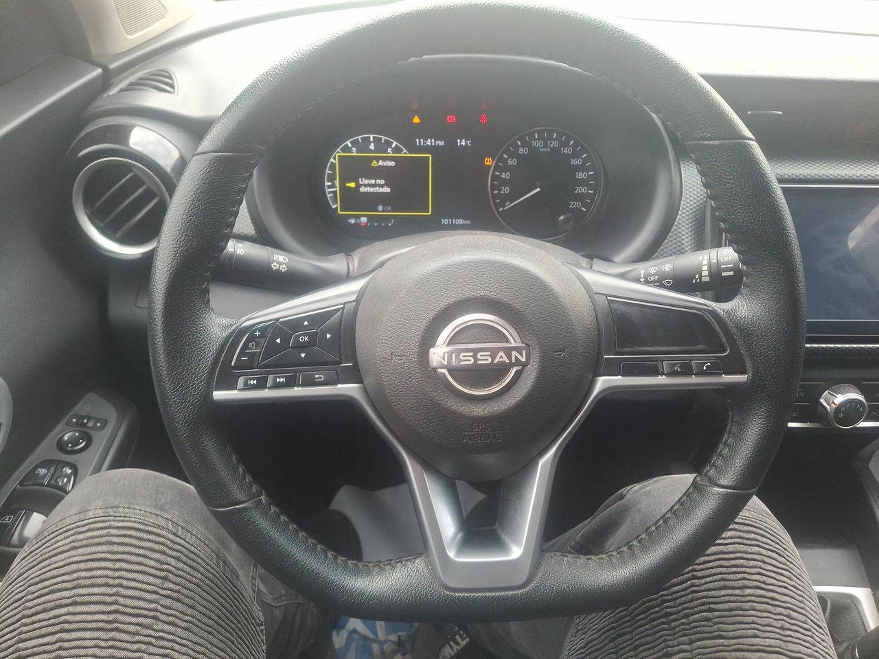 NISSAN - 23