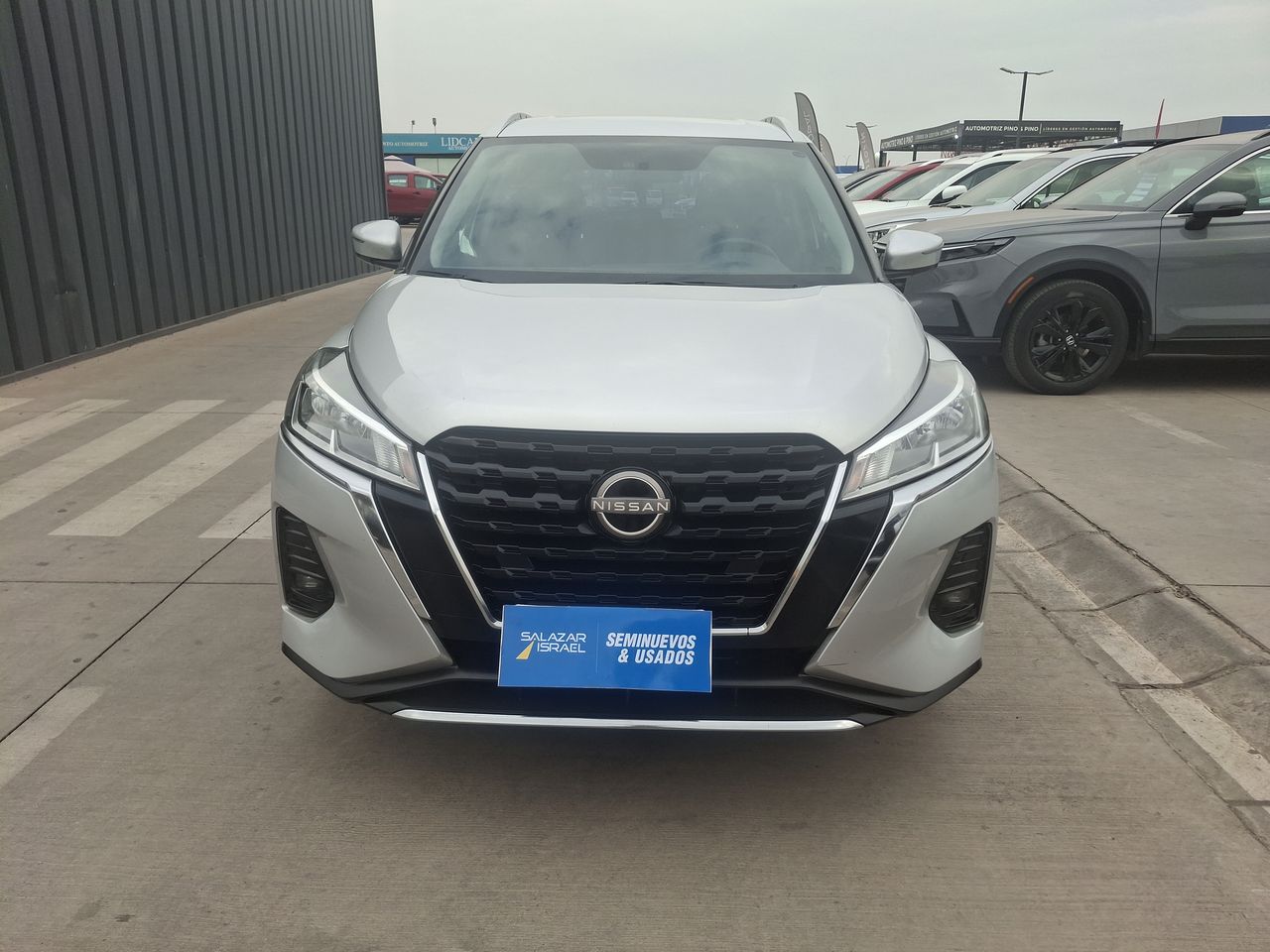 NISSAN - 2