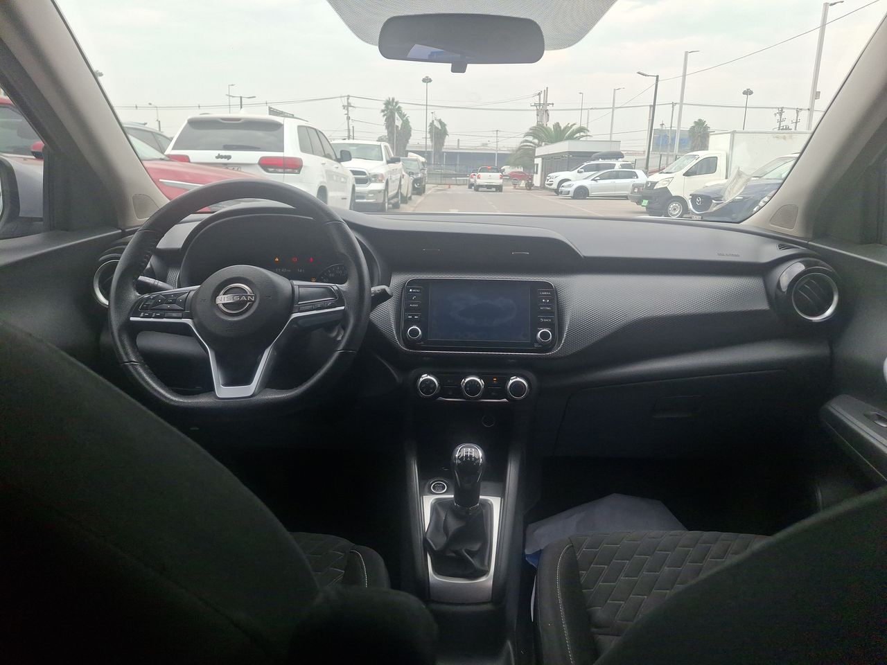 NISSAN - 9