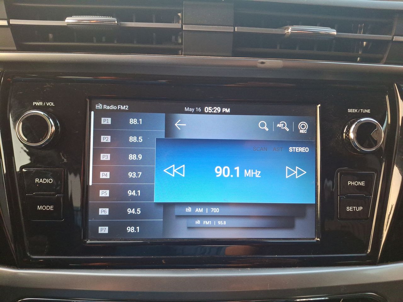 SSANGYONG - 26