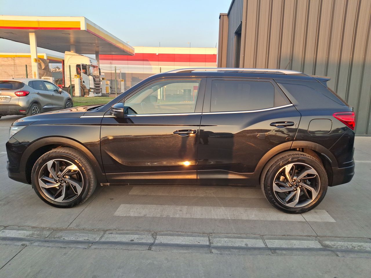 SSANGYONG - 4