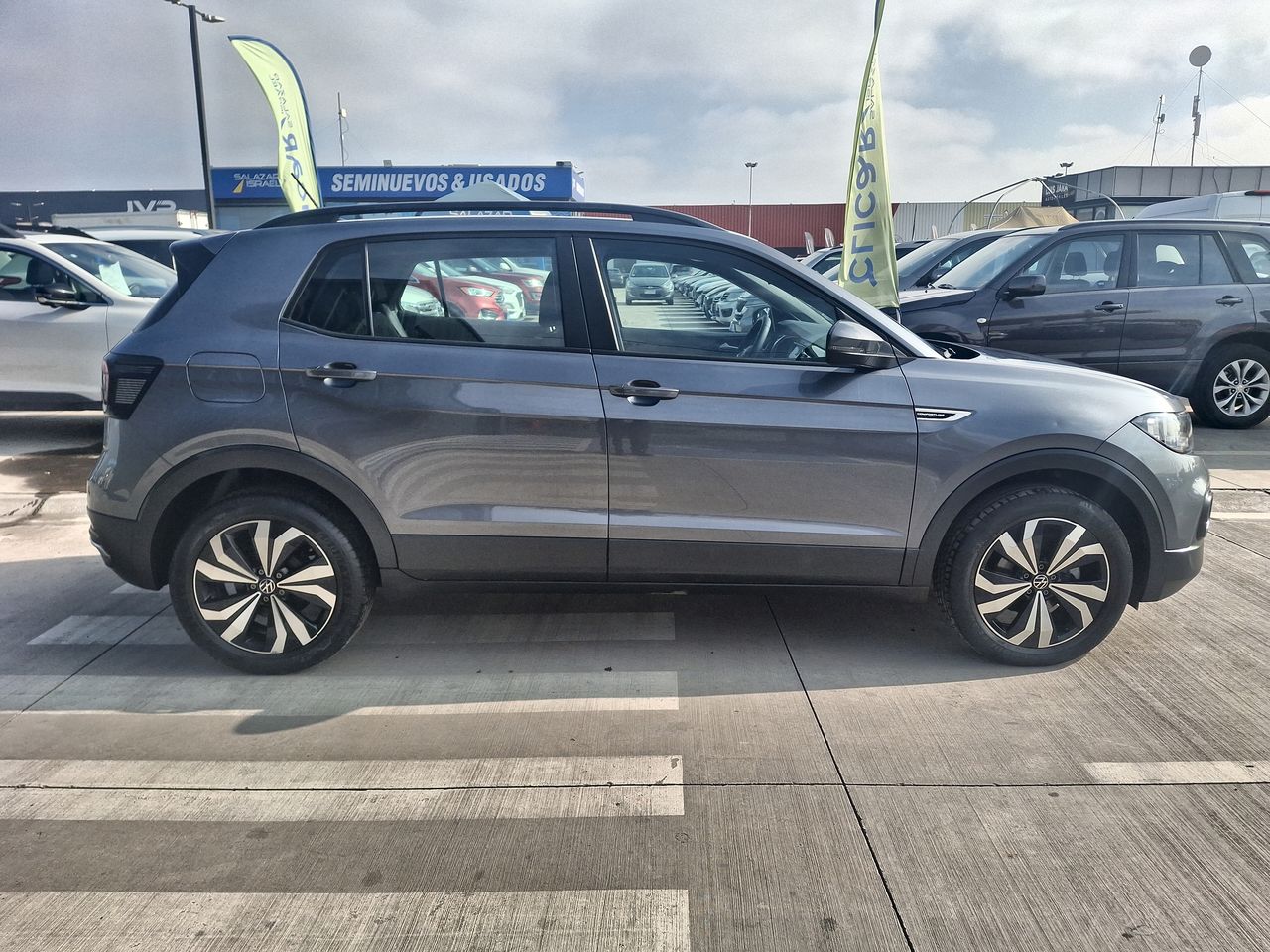VOLKSWAGEN - 8