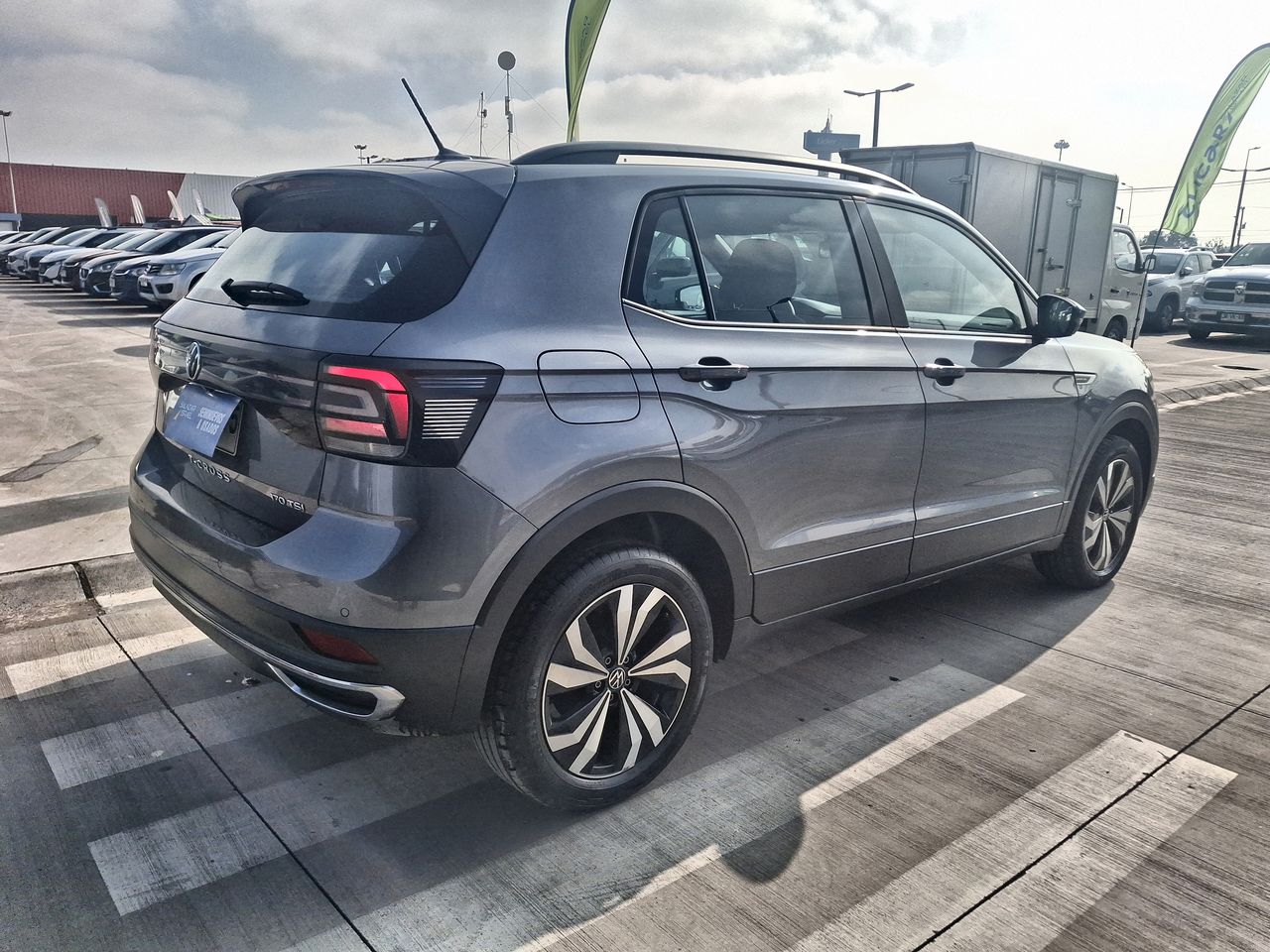 VOLKSWAGEN - 7
