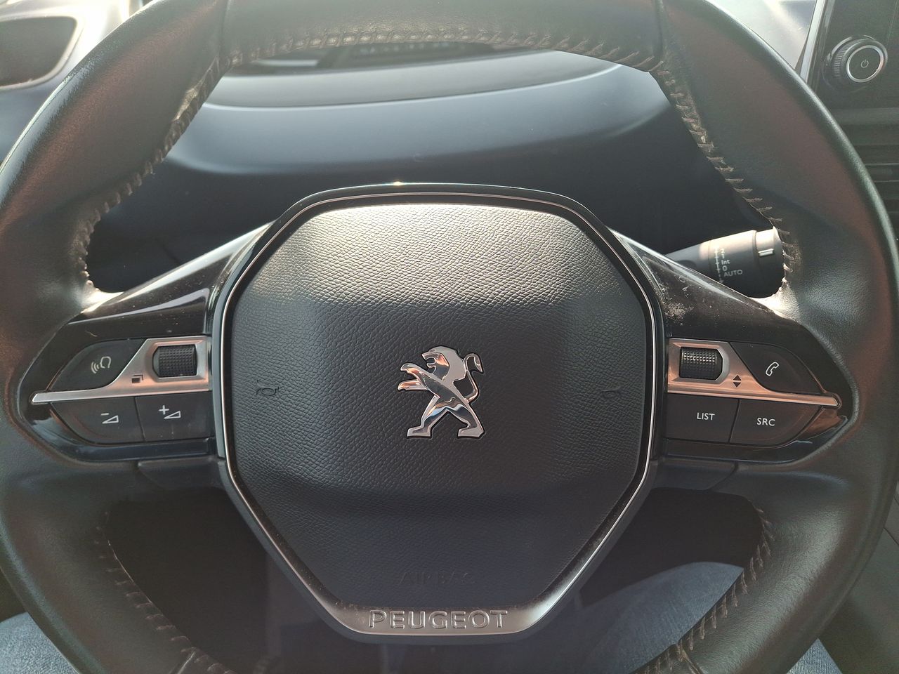 PEUGEOT - 24
