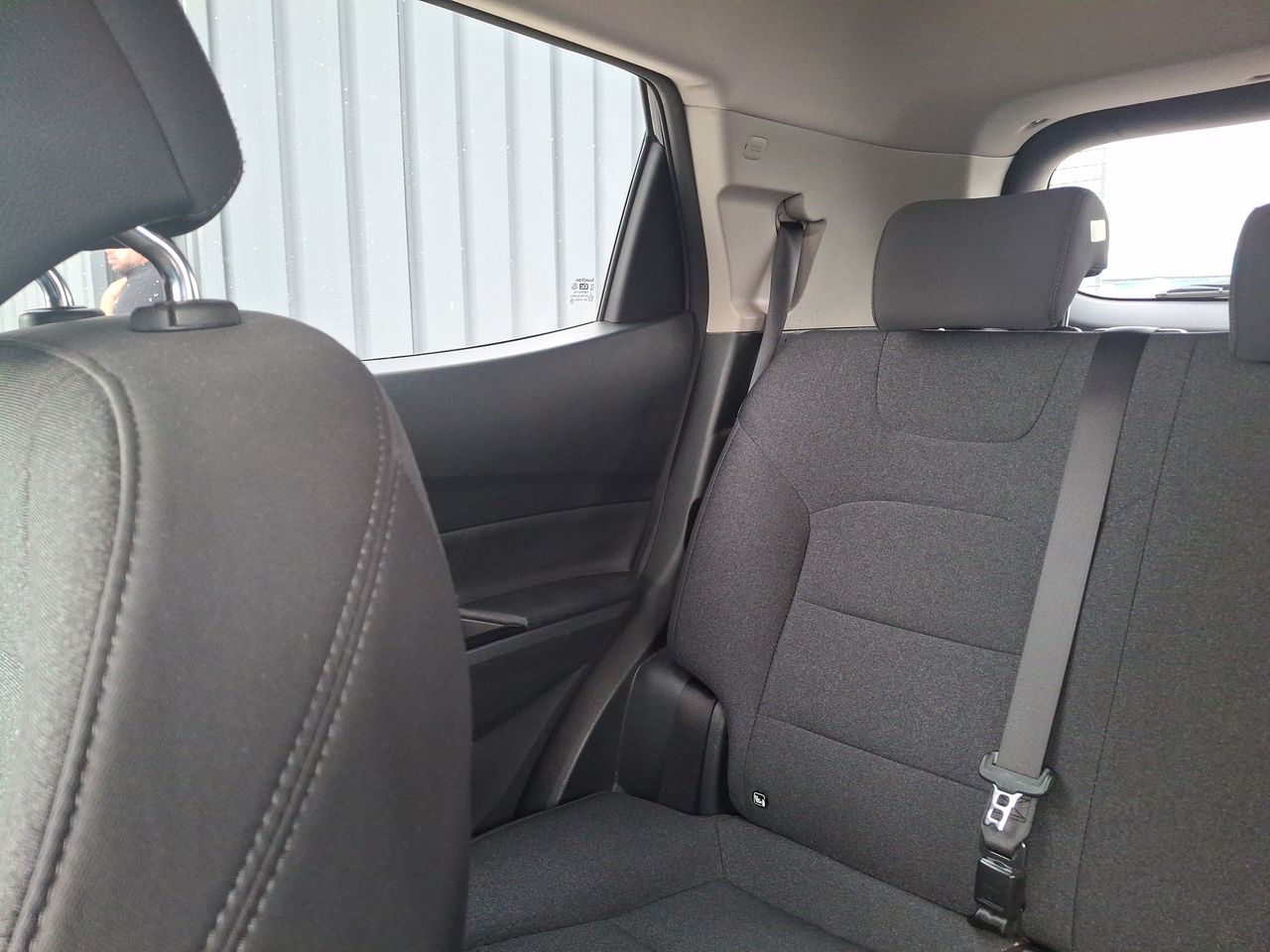 SSANGYONG - 12