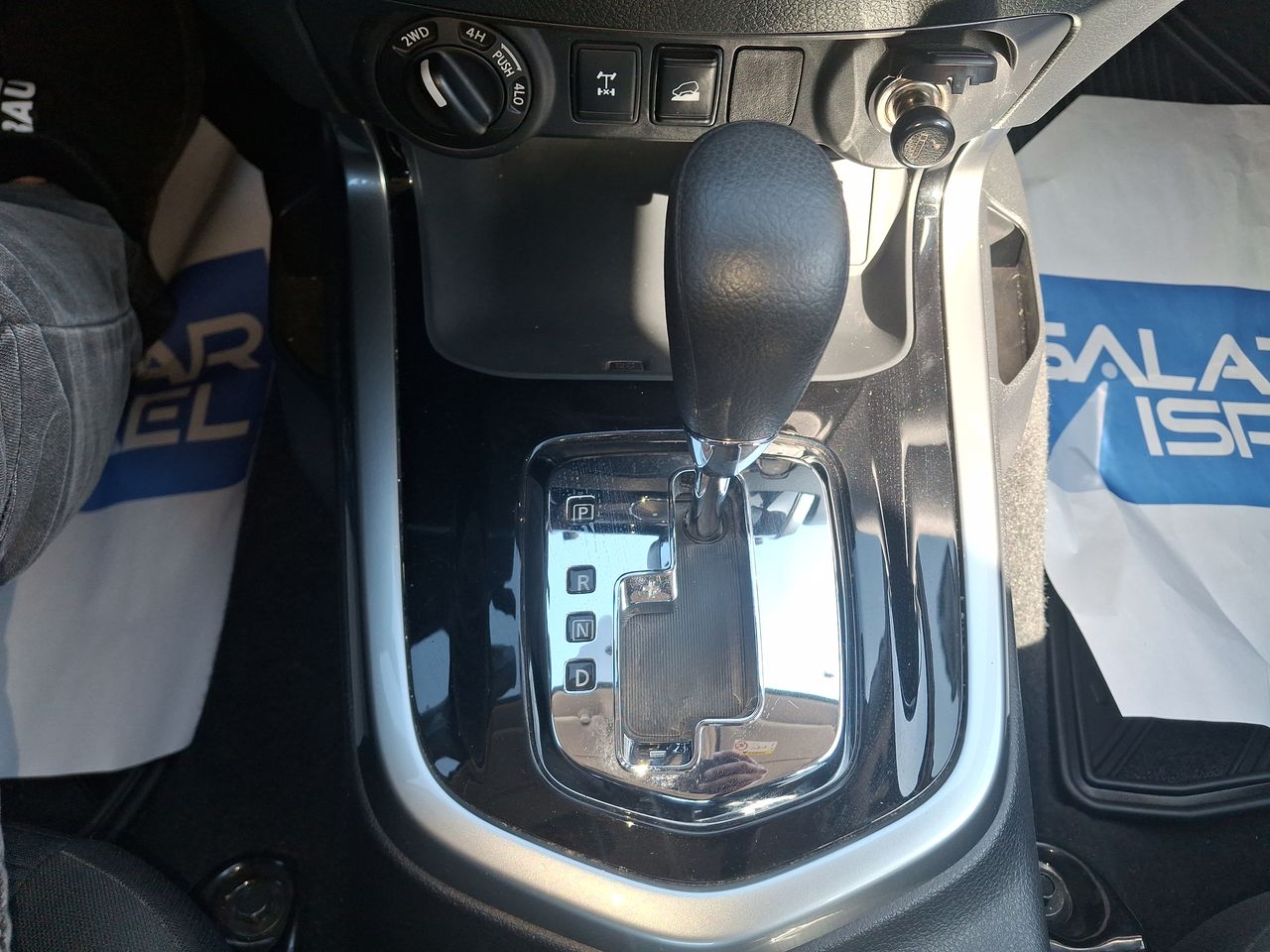 NISSAN - 29