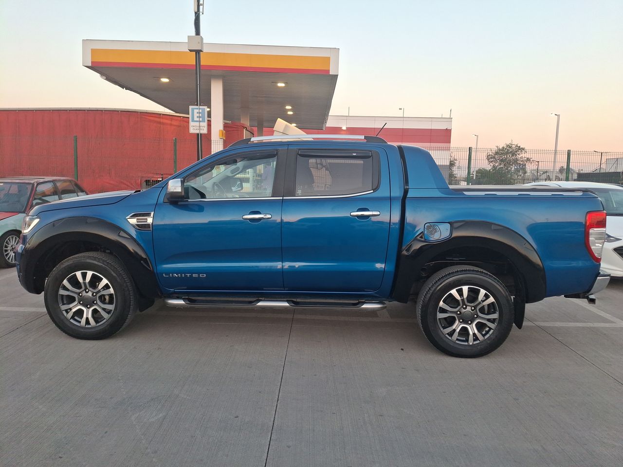 FORD - 4