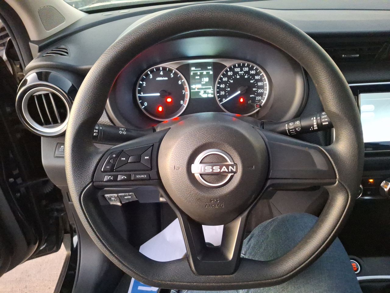 NISSAN - 22