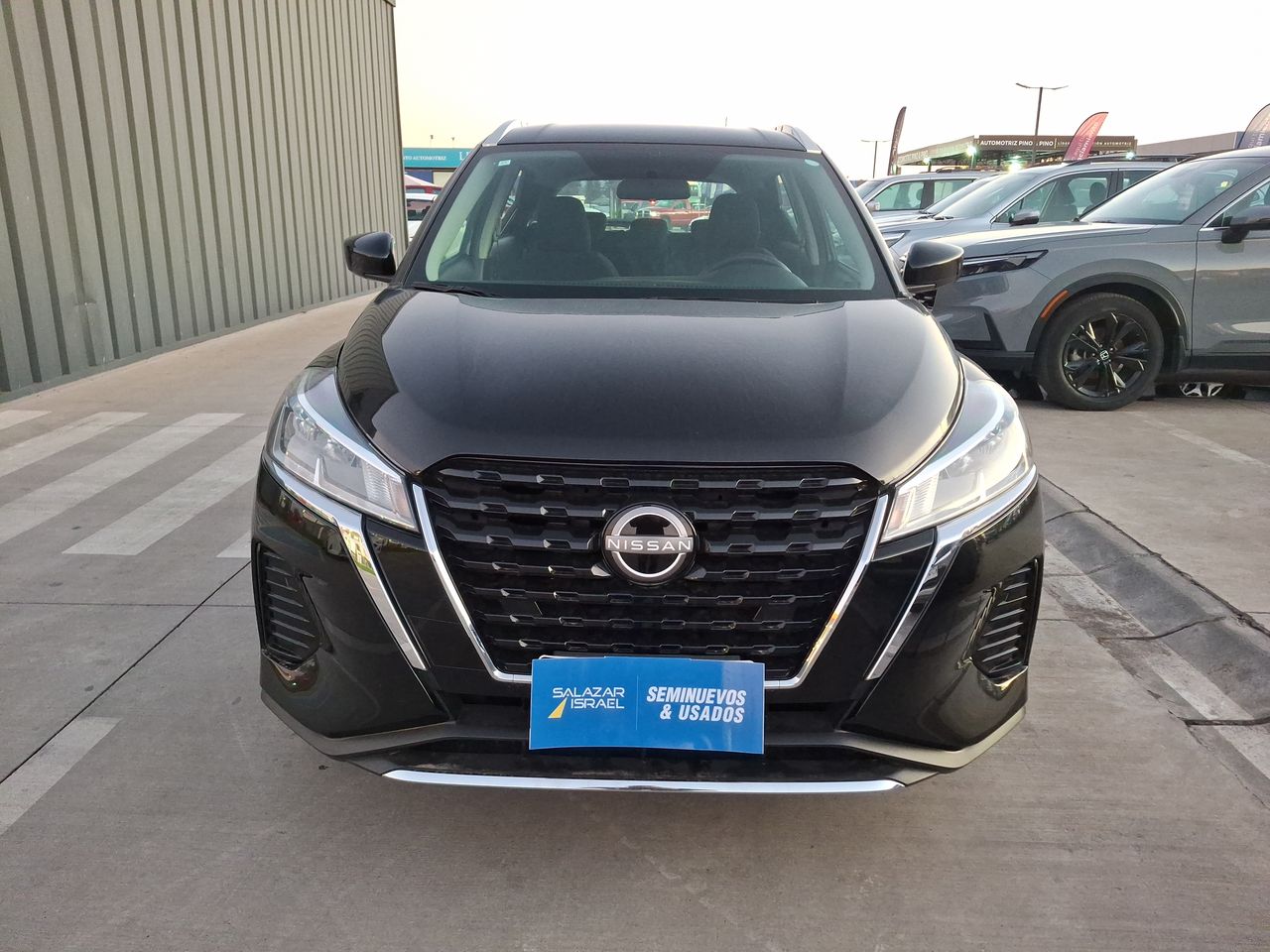 NISSAN - 2