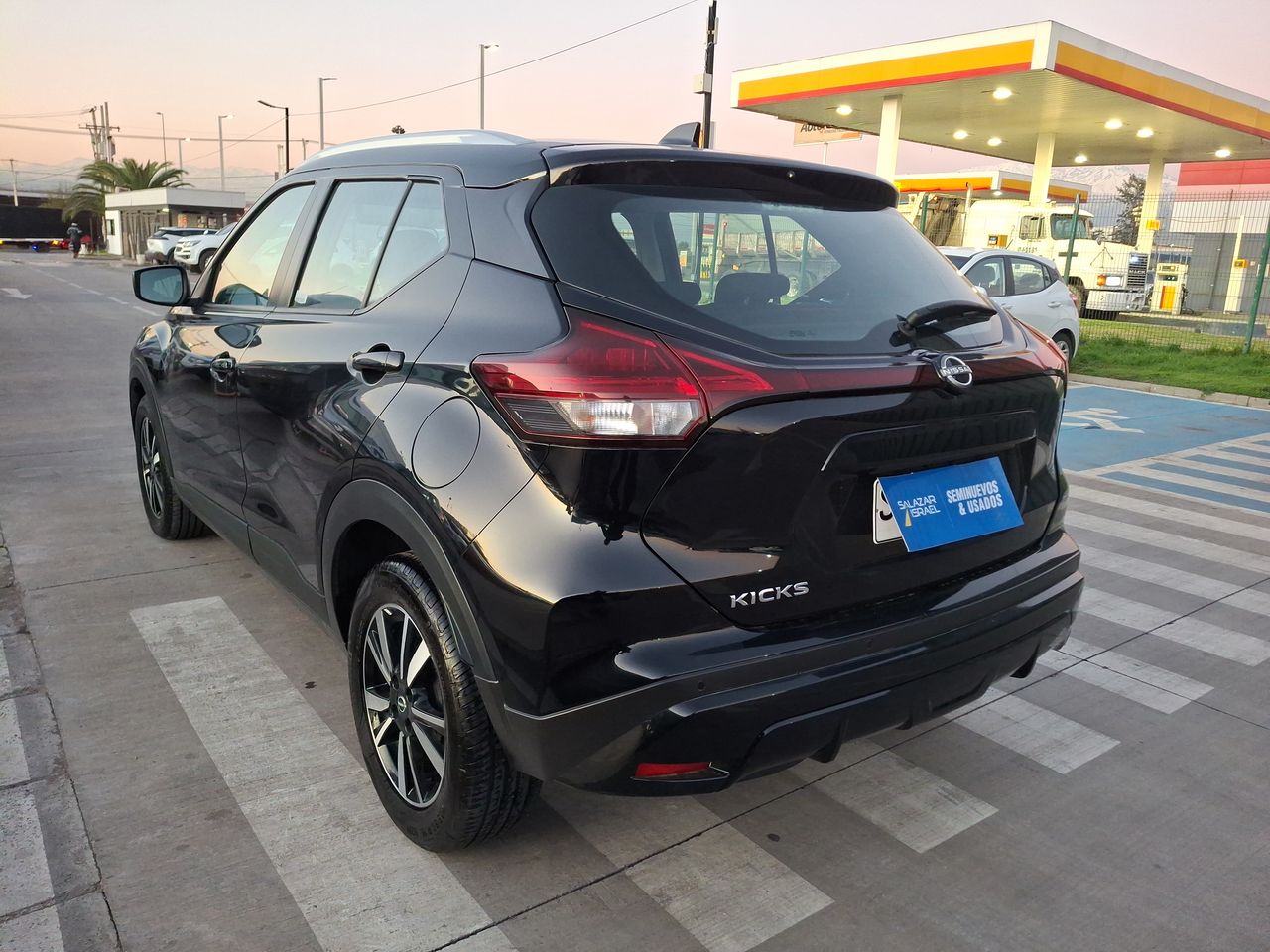 NISSAN - 5