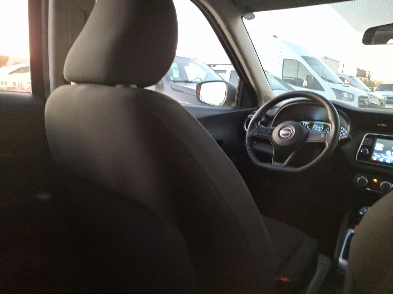 NISSAN - 16