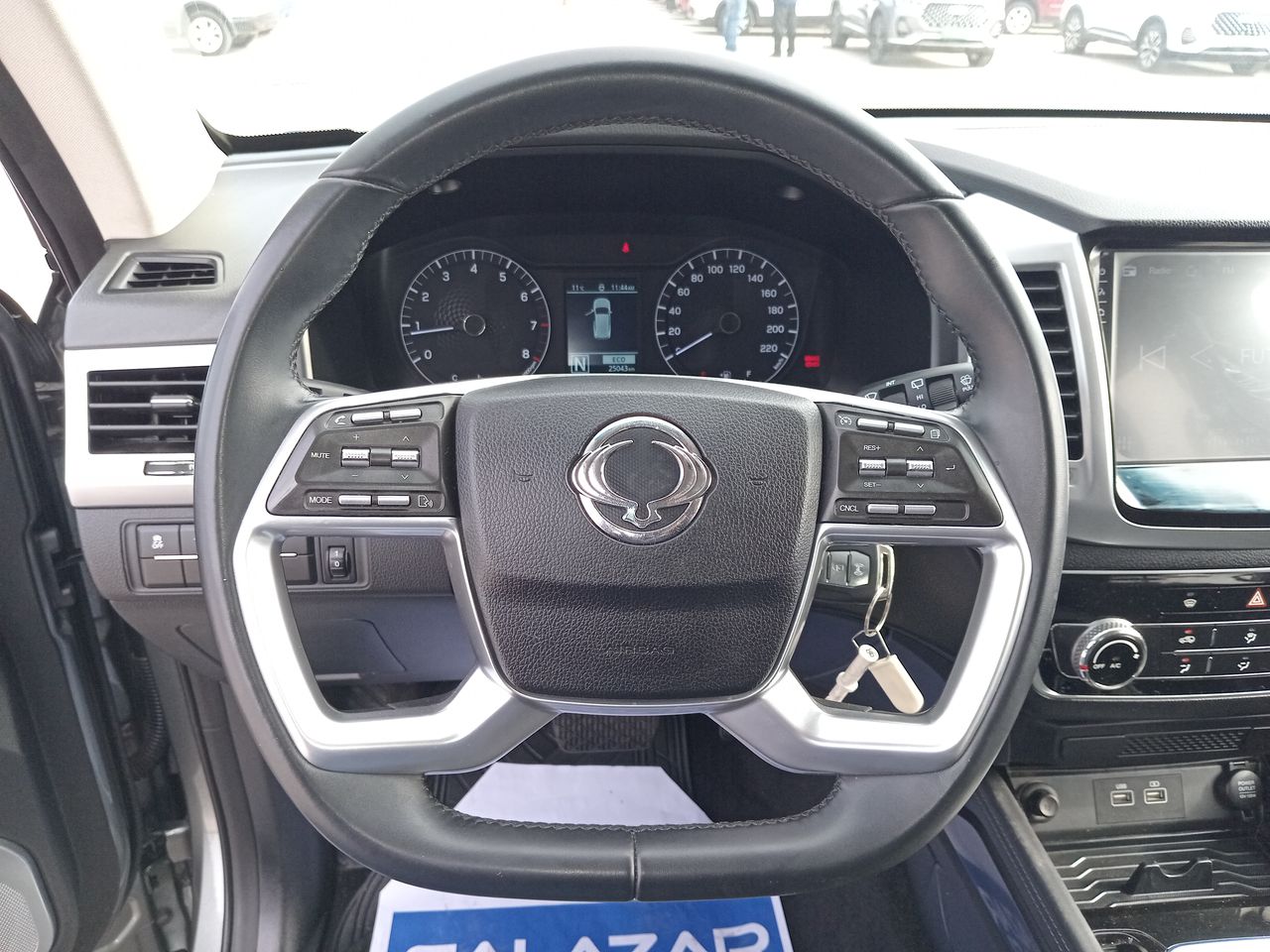 SSANGYONG - 23