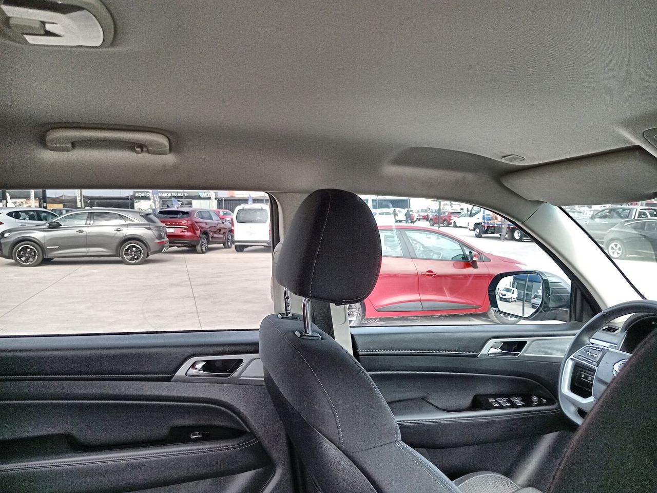 SSANGYONG - 15