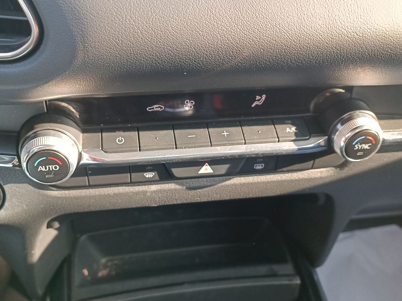 MAZDA - 30