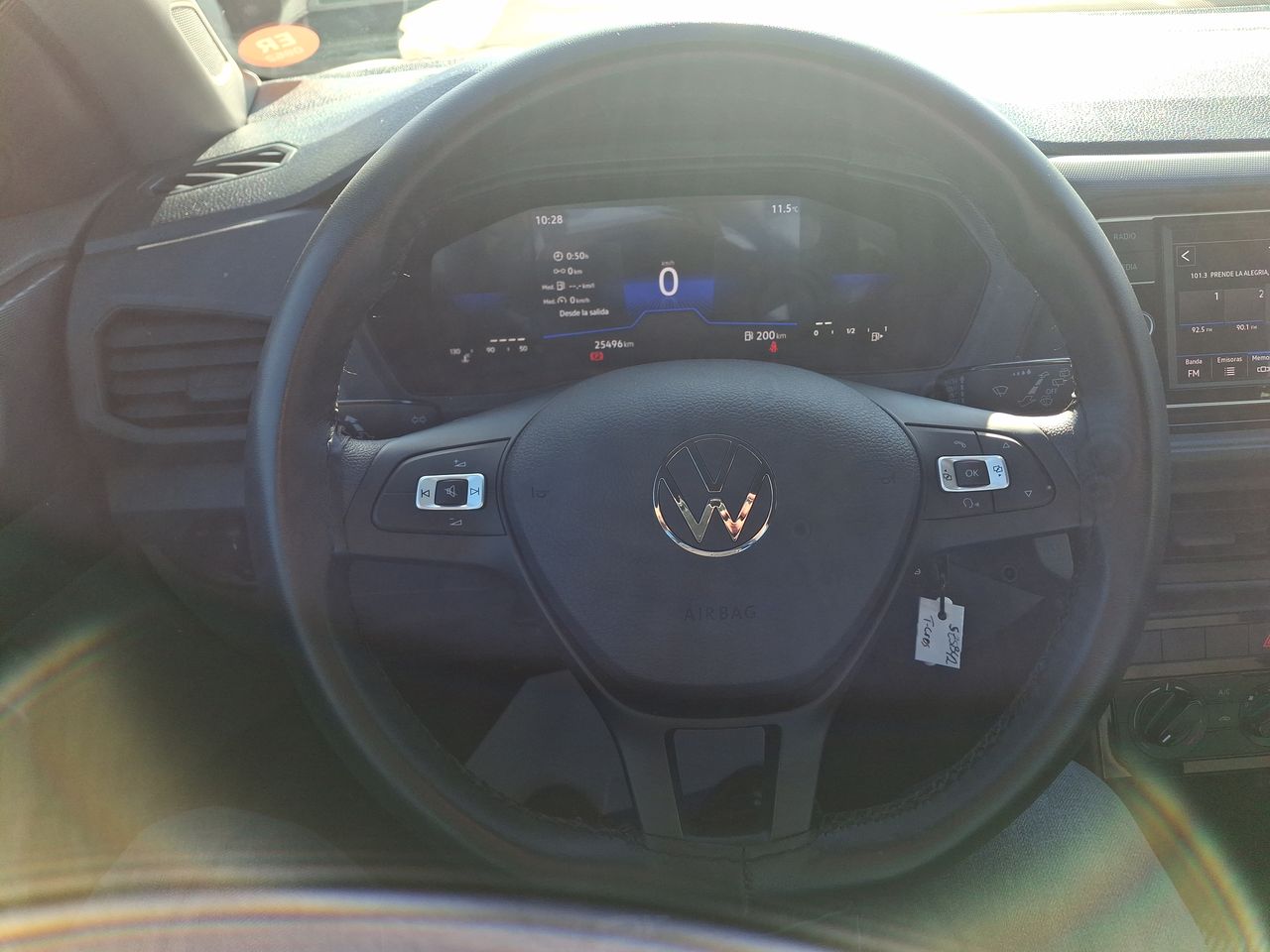 VOLKSWAGEN - 23