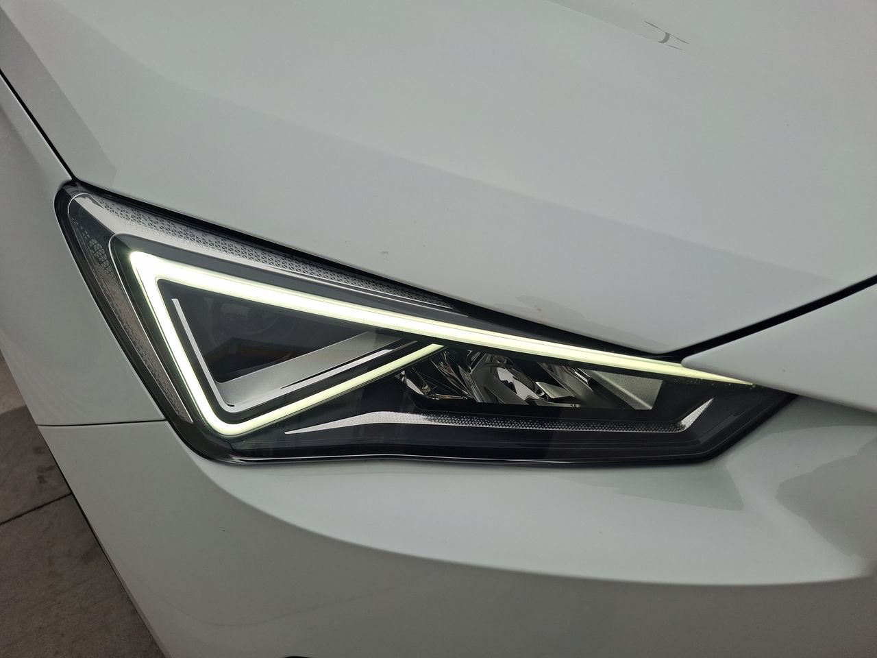 SEAT - 18