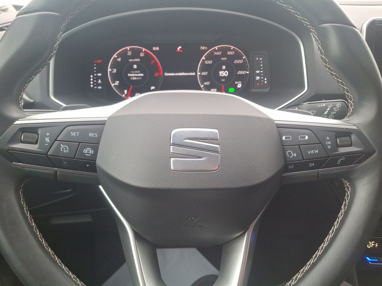SEAT - 24