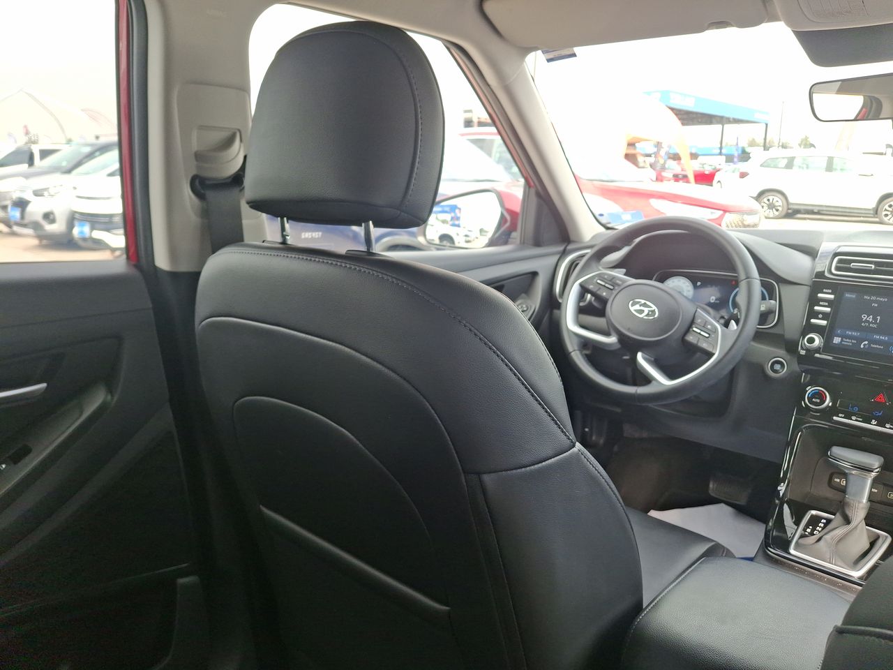HYUNDAI - 16