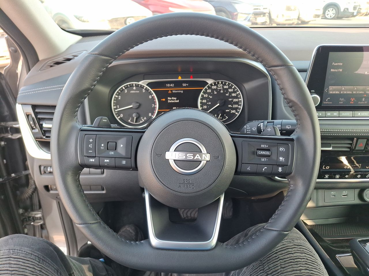 NISSAN - 23