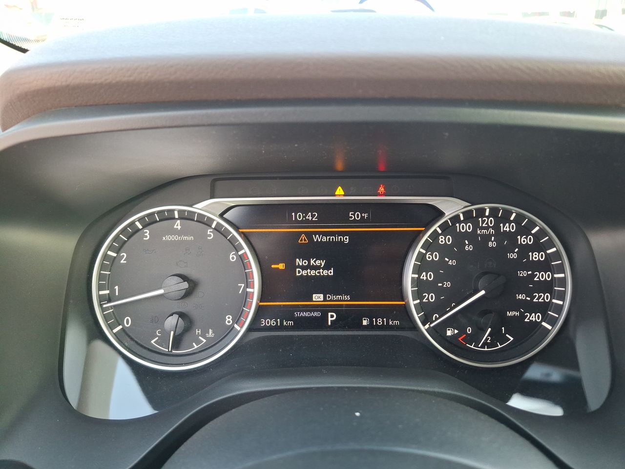 NISSAN - 25