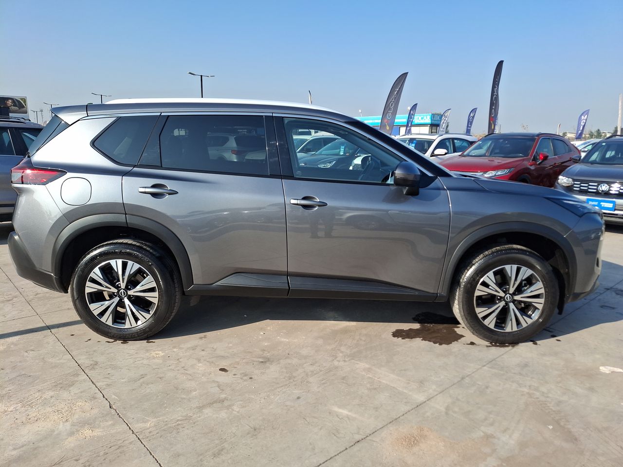 NISSAN - 8