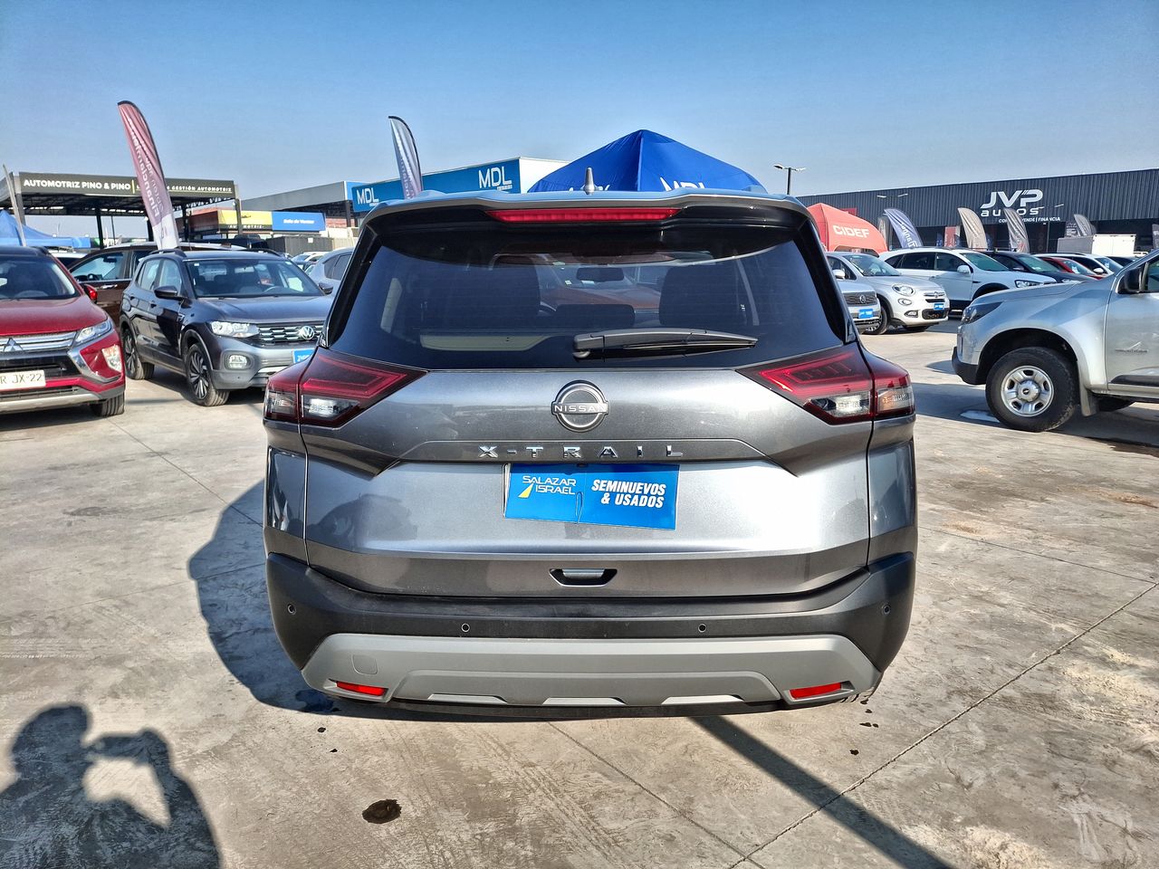 NISSAN - 6