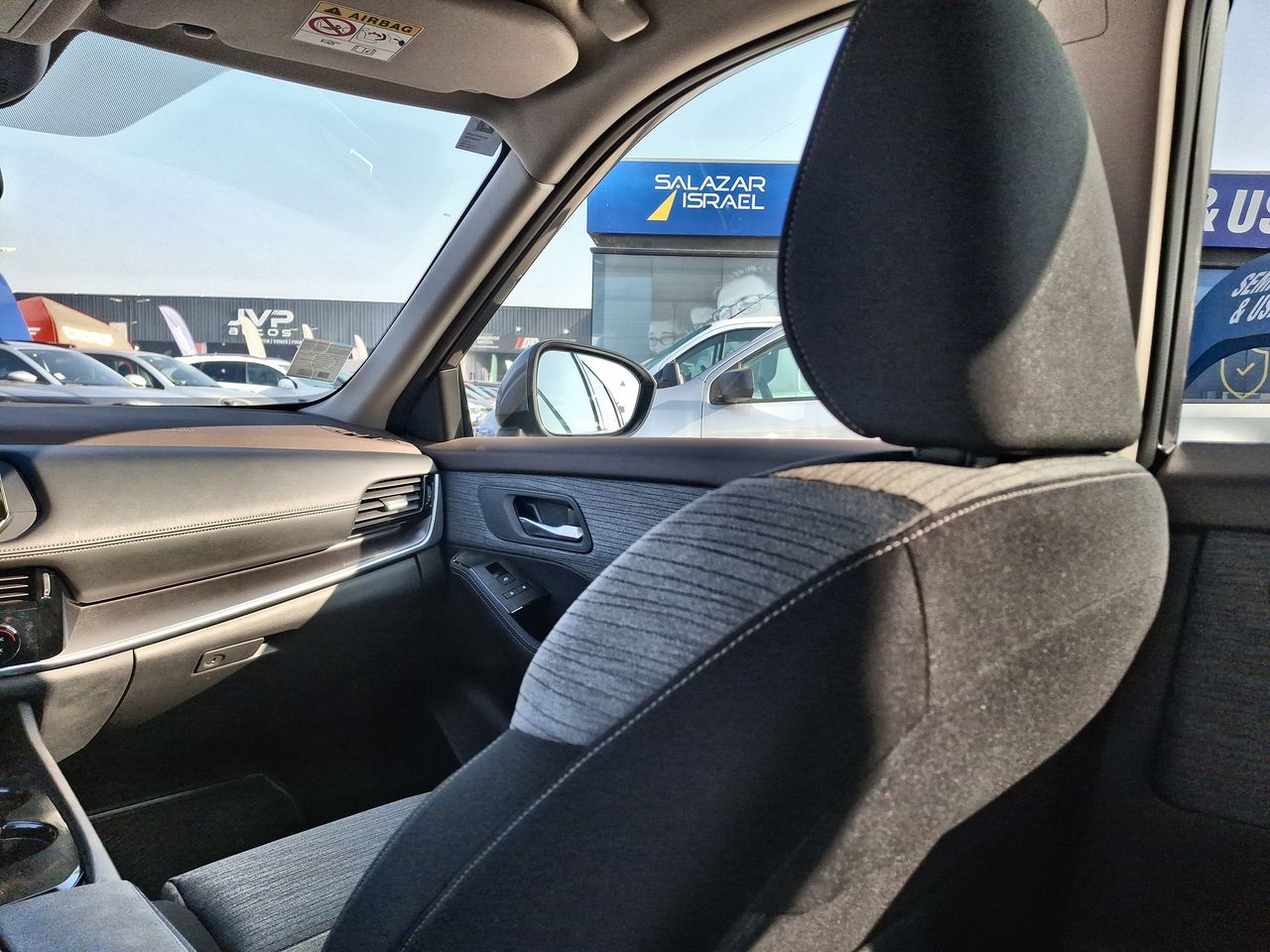 NISSAN - 10