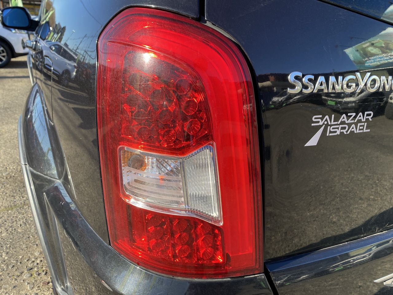 SSANGYONG - 21