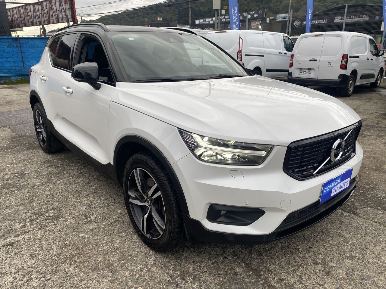 VOLVO - 1