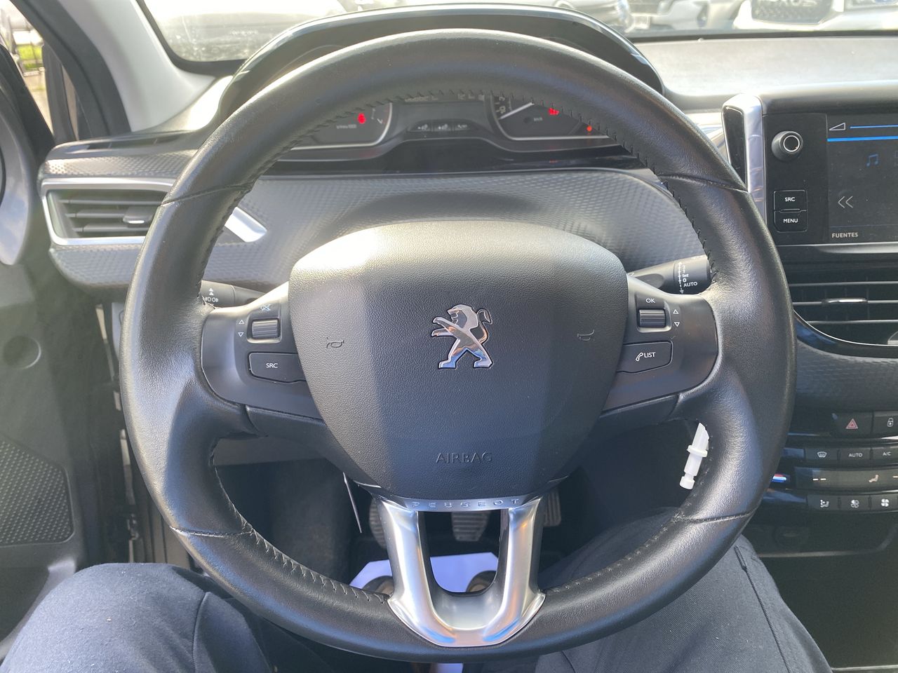 PEUGEOT - 18