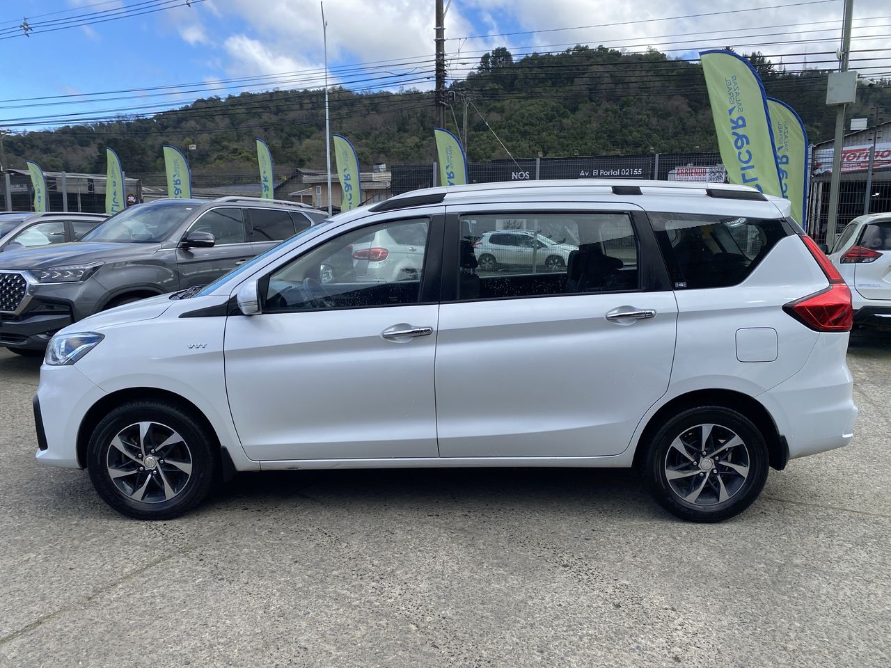 SUZUKI - 4