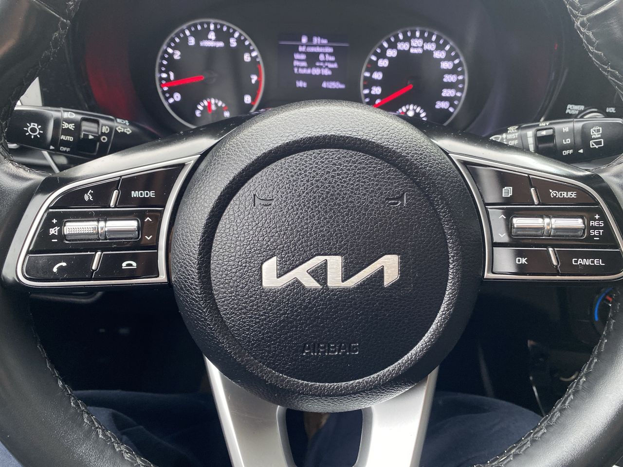 KIA - 25