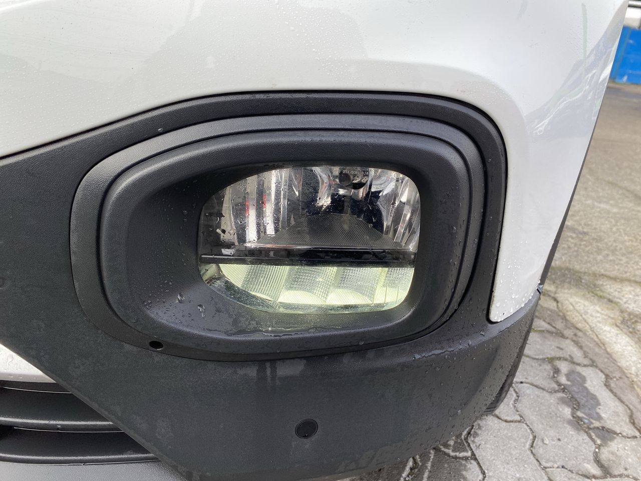VOLKSWAGEN - 19