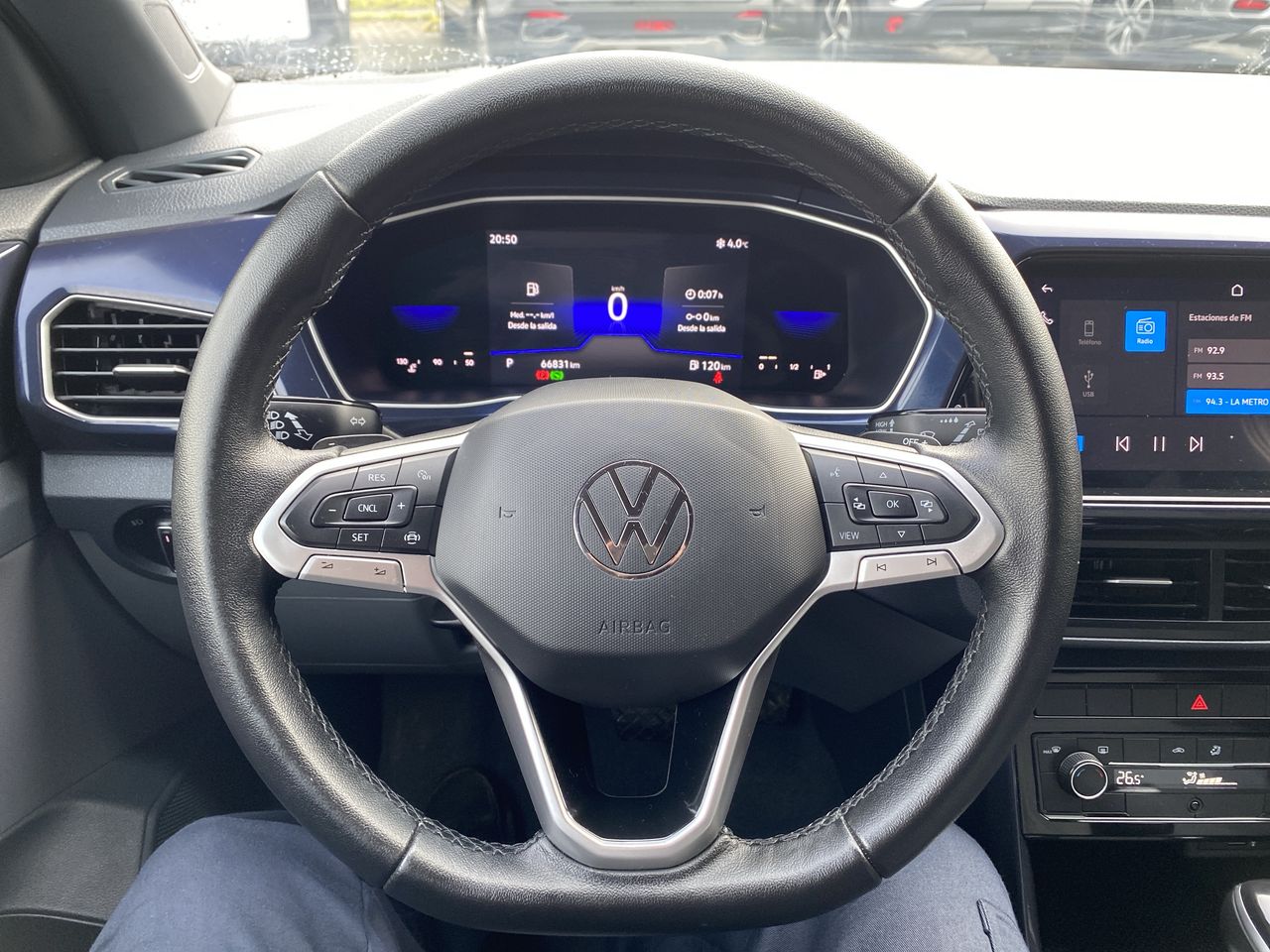 VOLKSWAGEN - 25