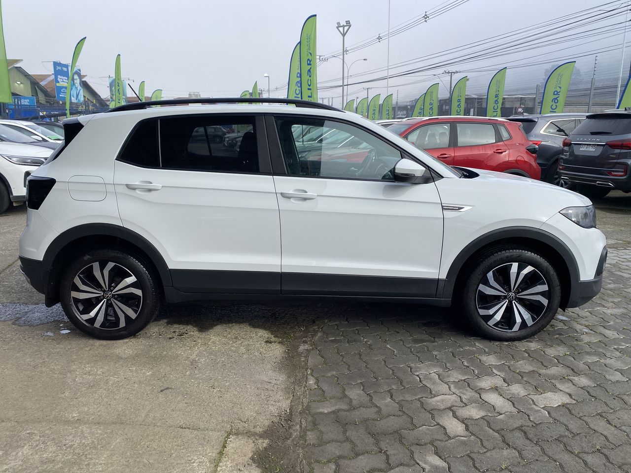 VOLKSWAGEN - 8