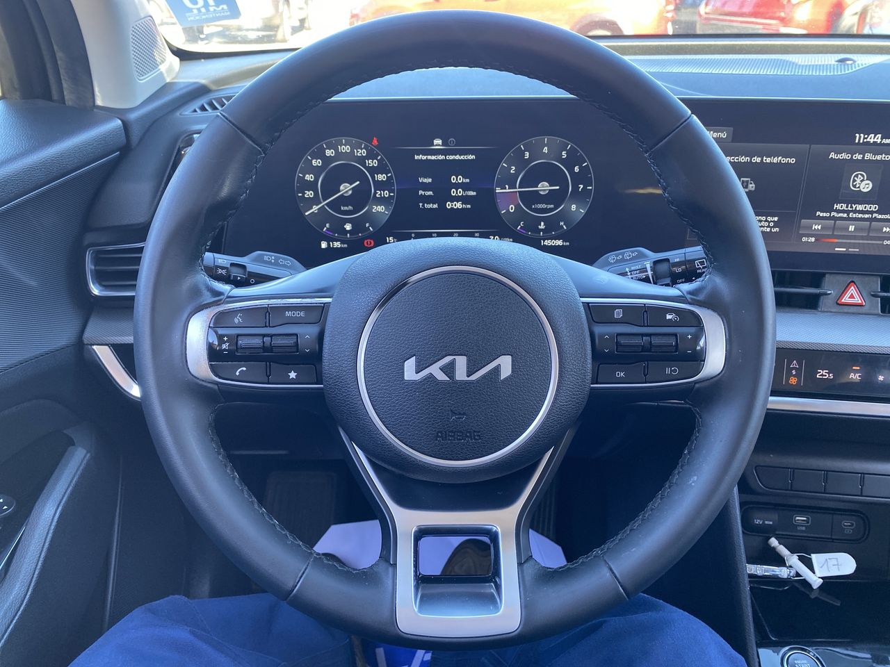 KIA - 25