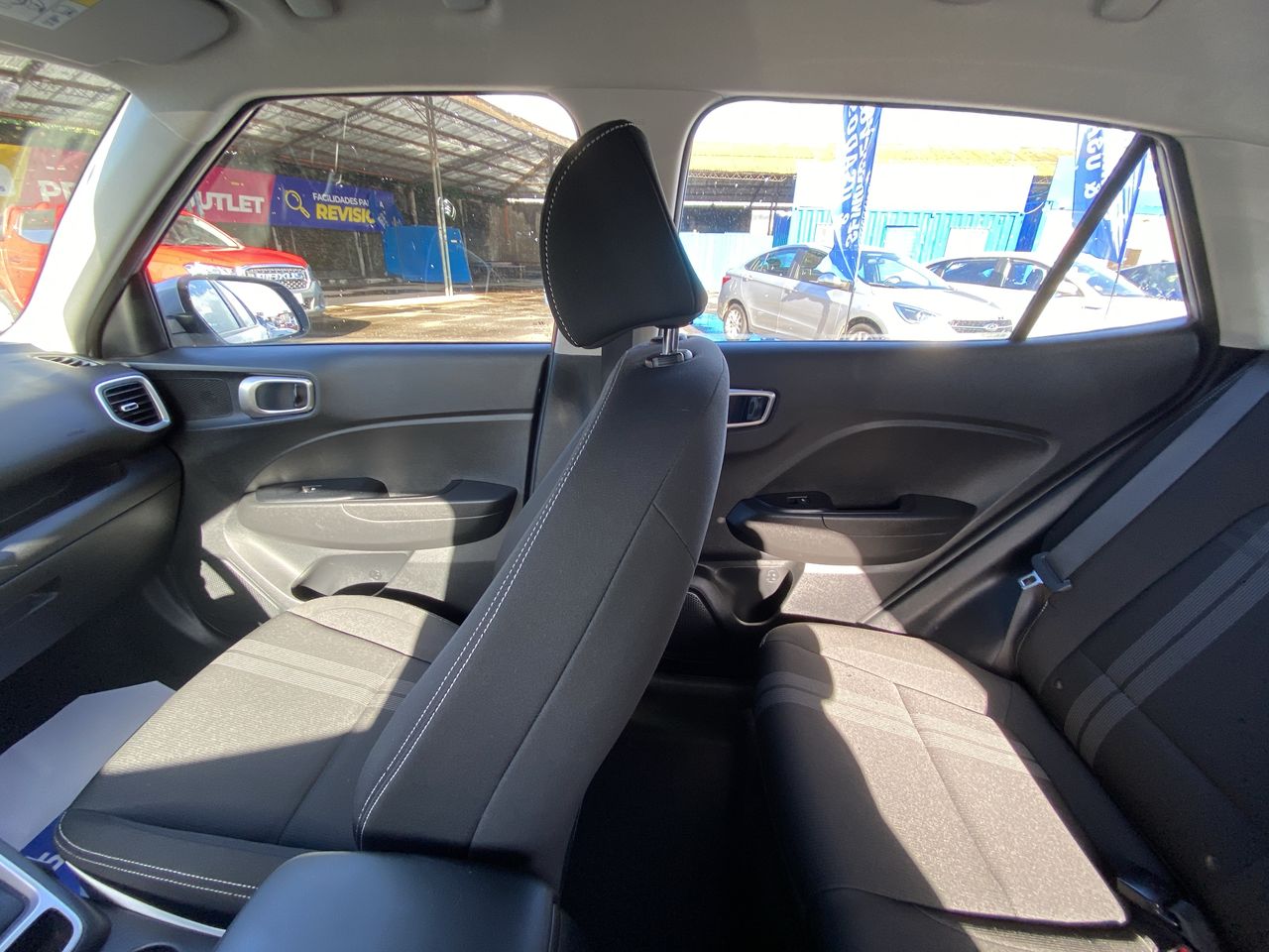 HYUNDAI - 11