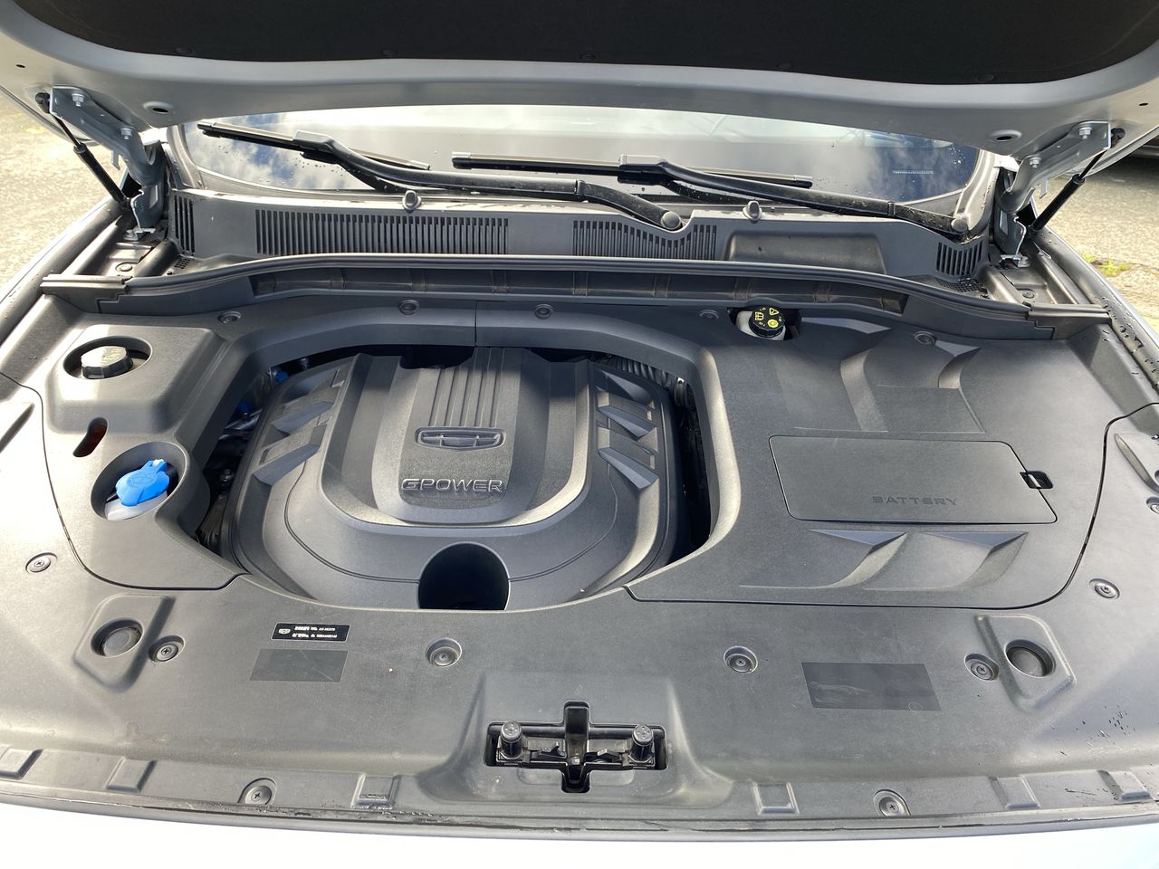 GEELY - 18