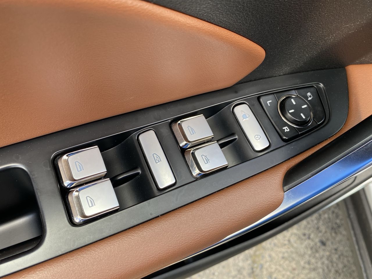 GEELY - 22