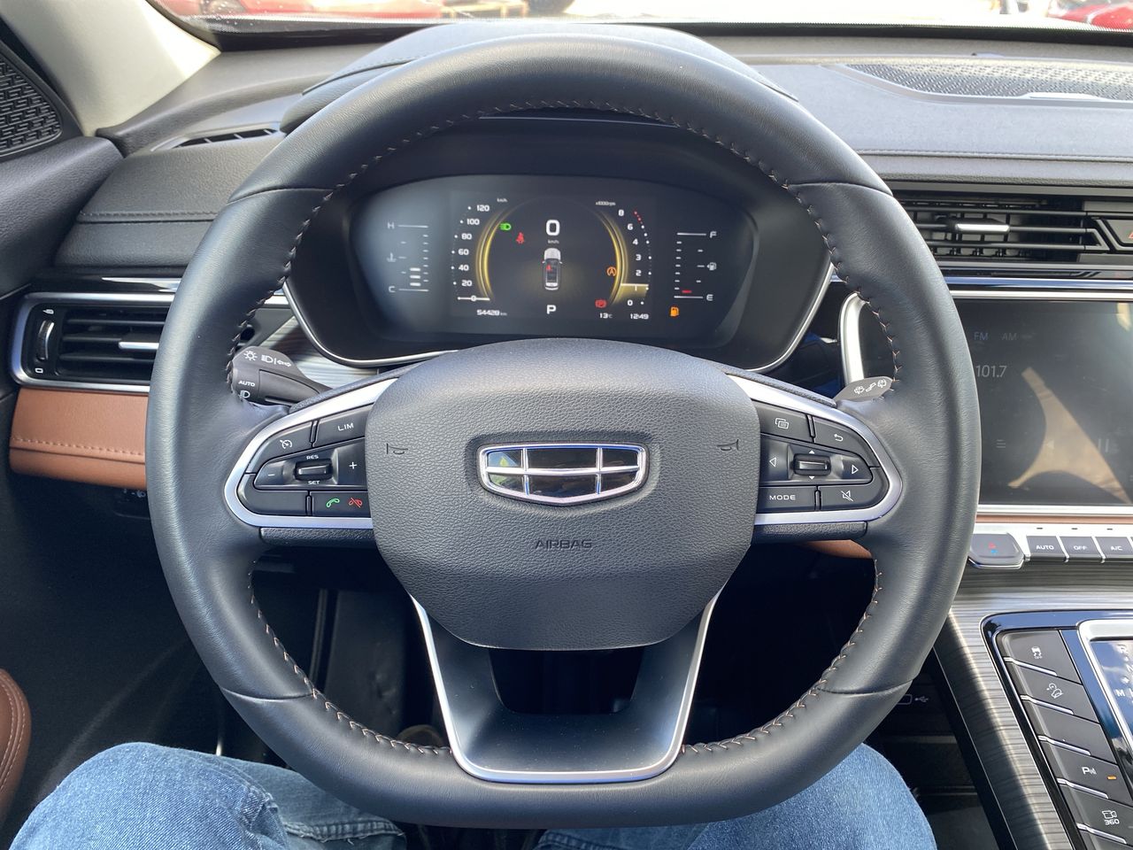 GEELY - 25