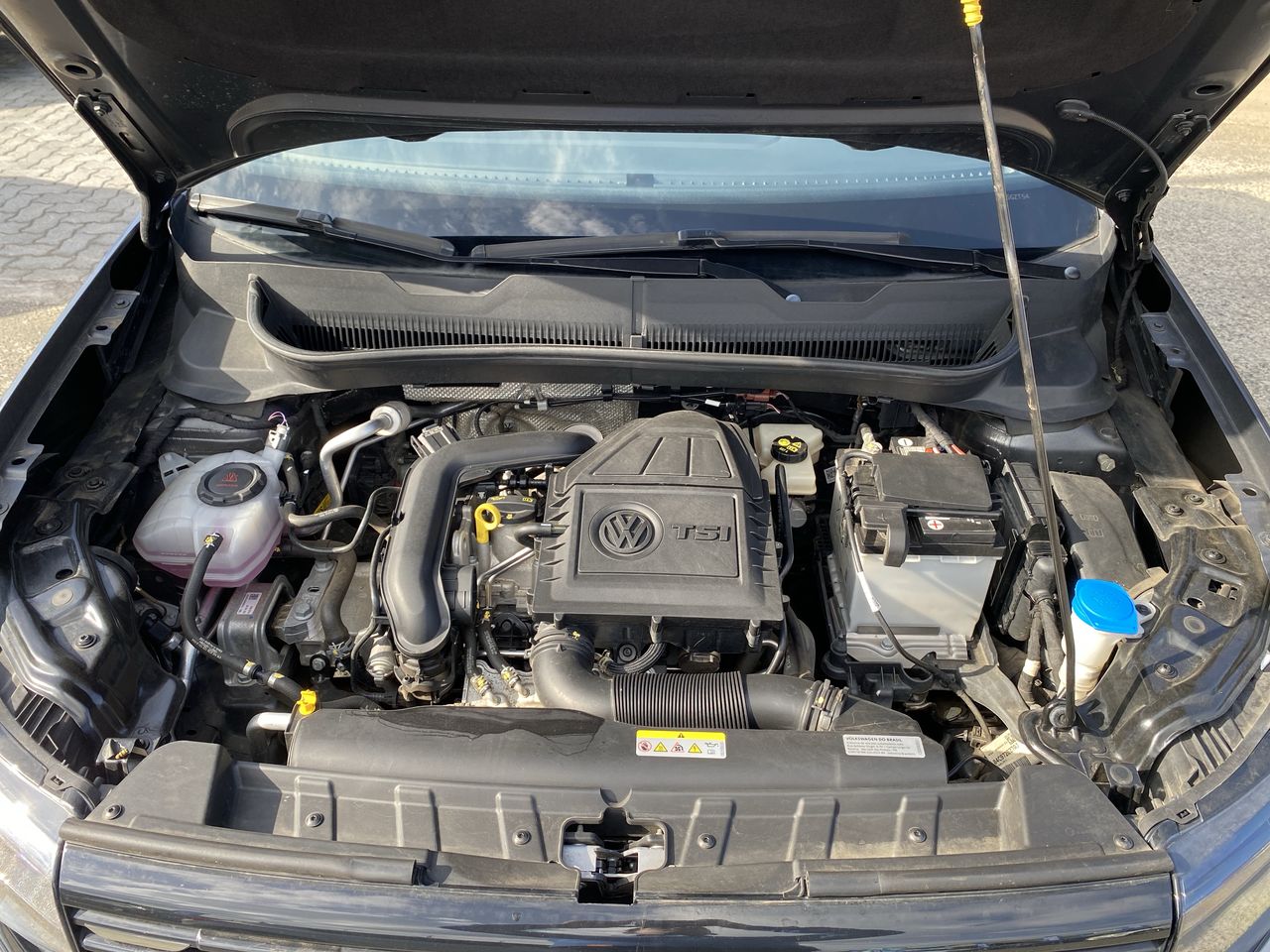 VOLKSWAGEN - 18