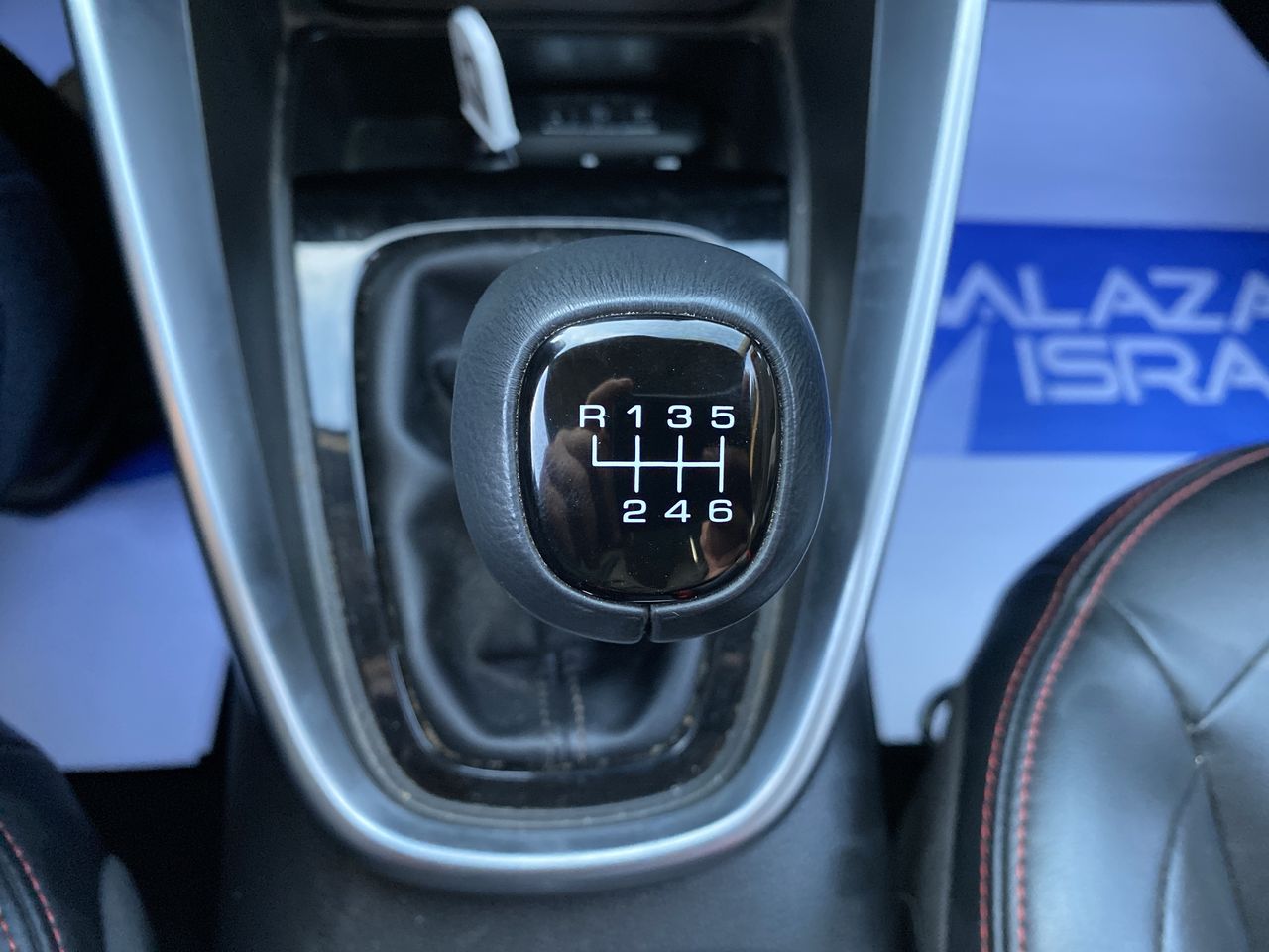 CHEVROLET - 32