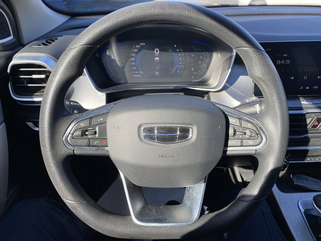 GEELY - 26