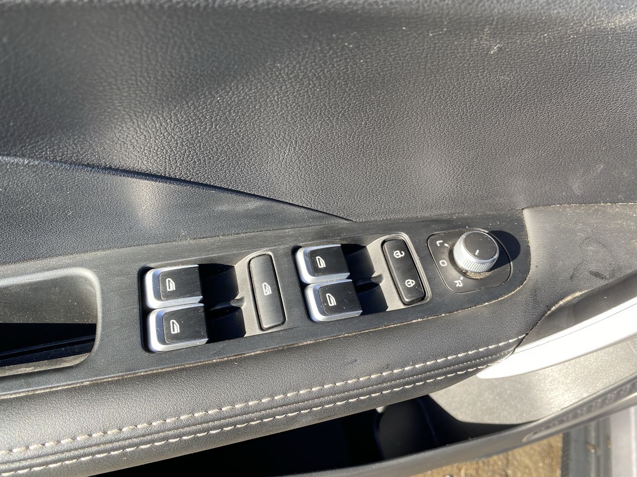 GEELY - 23