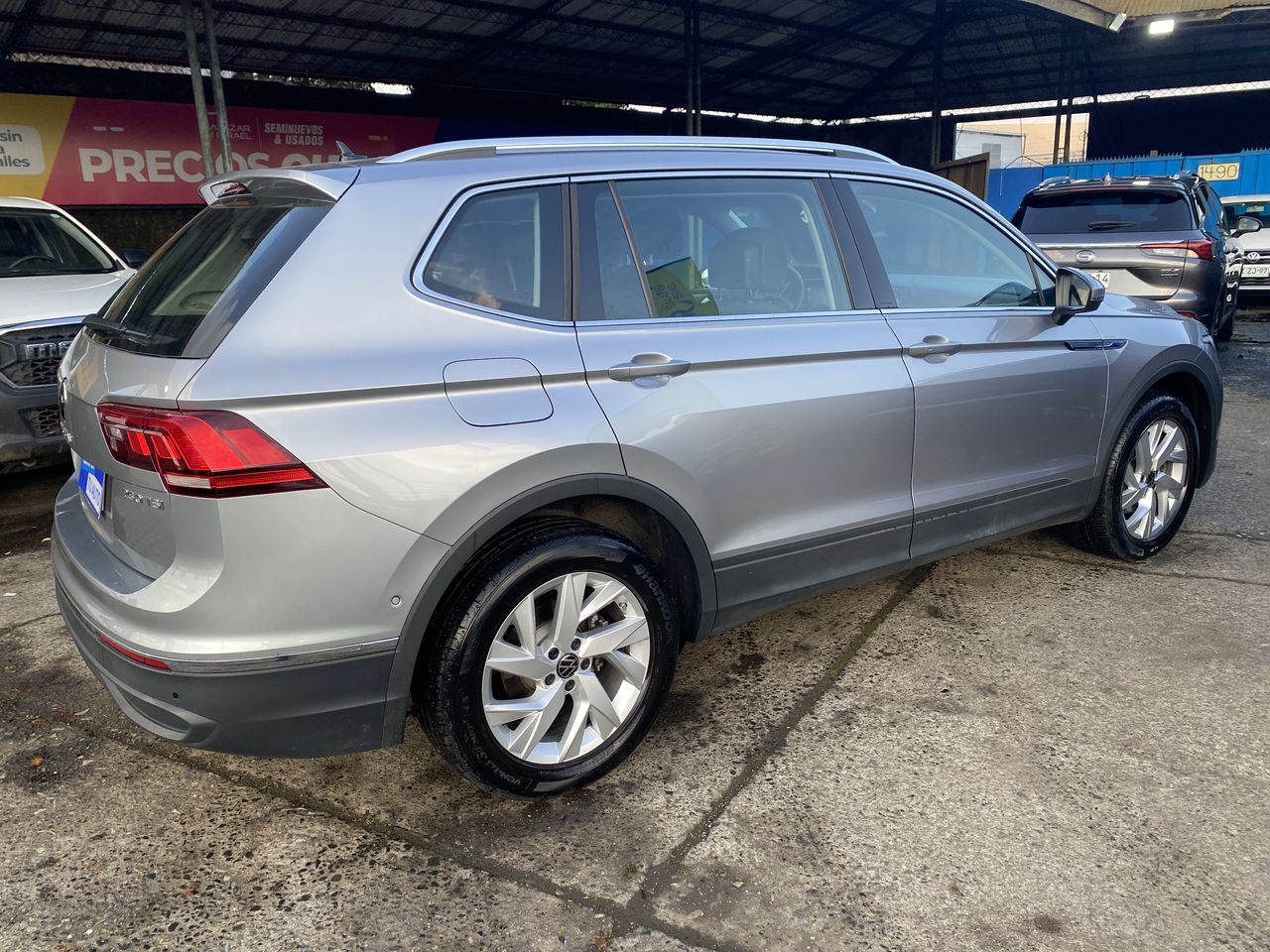 VOLKSWAGEN - 7
