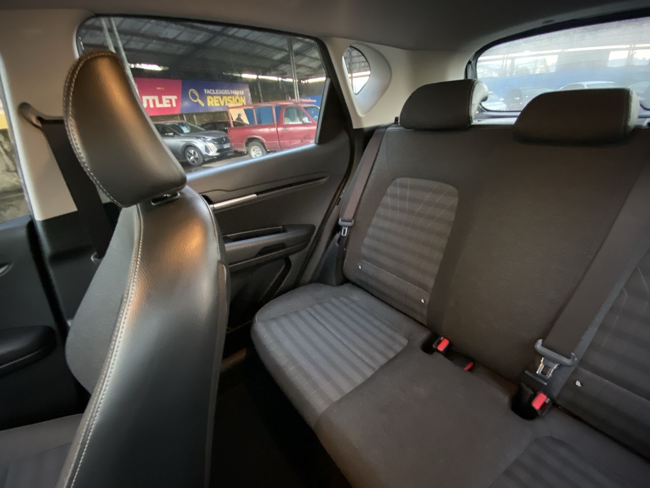 KIA - 12
